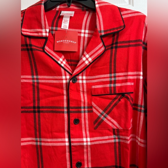 Men's Red Plaid Lightweight Flannel Matching Family
Pajama Set - Wondershop NEW - Picture 9 of 16